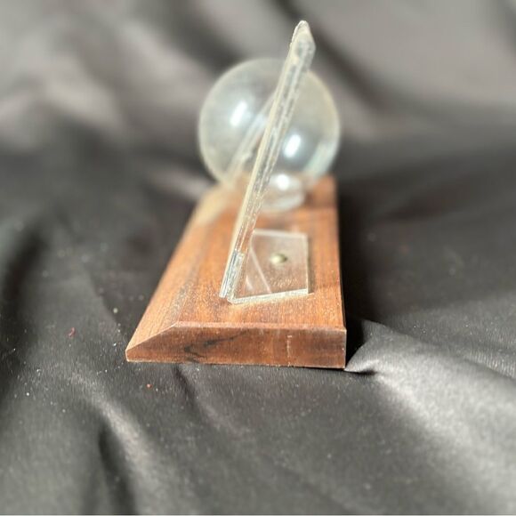 NEW Deluxe Acrylic Walnut Wood Base Baseball & Trading Card Display Holder 2 Ava - Picture 7 of 7